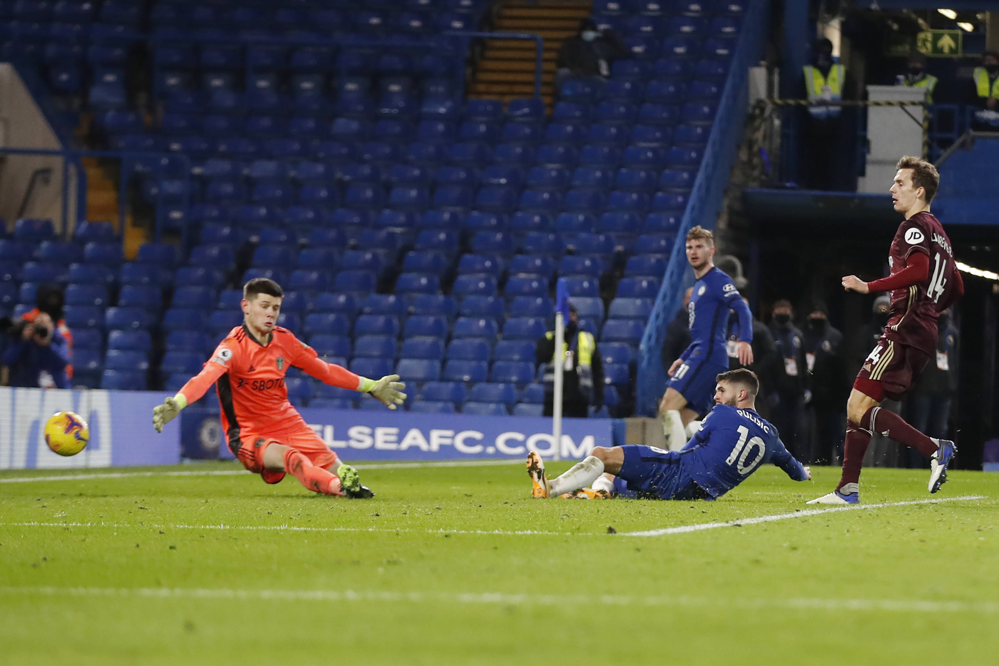 体重较大的 体重较大的